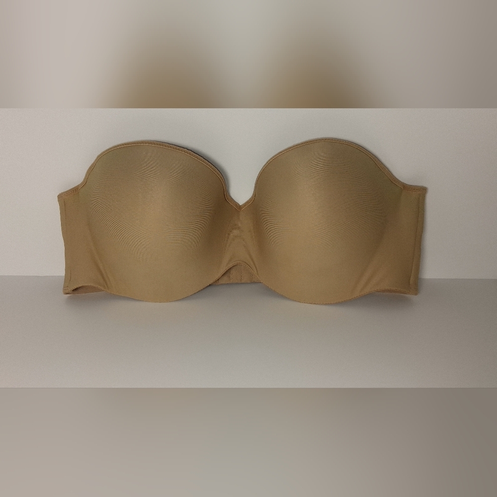 Lilyette Strapless Smooth Molded Bandeau Bra - Beige SIZE 42 C